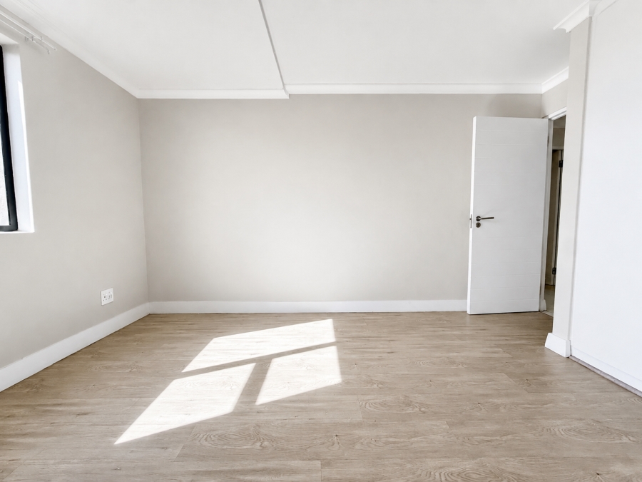 2 Bedroom Property for Sale in Zonnebloem Western Cape